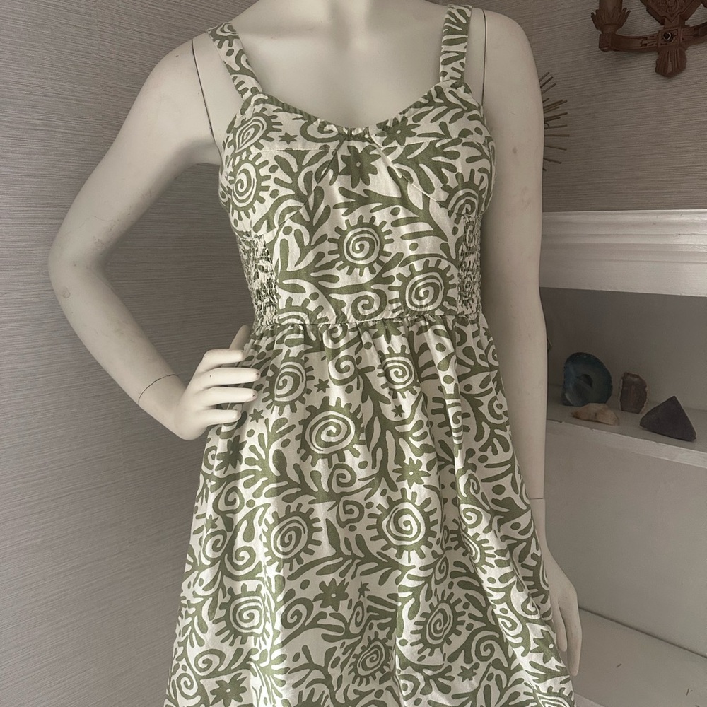 Green & White Patterned Sleeveless Sundress